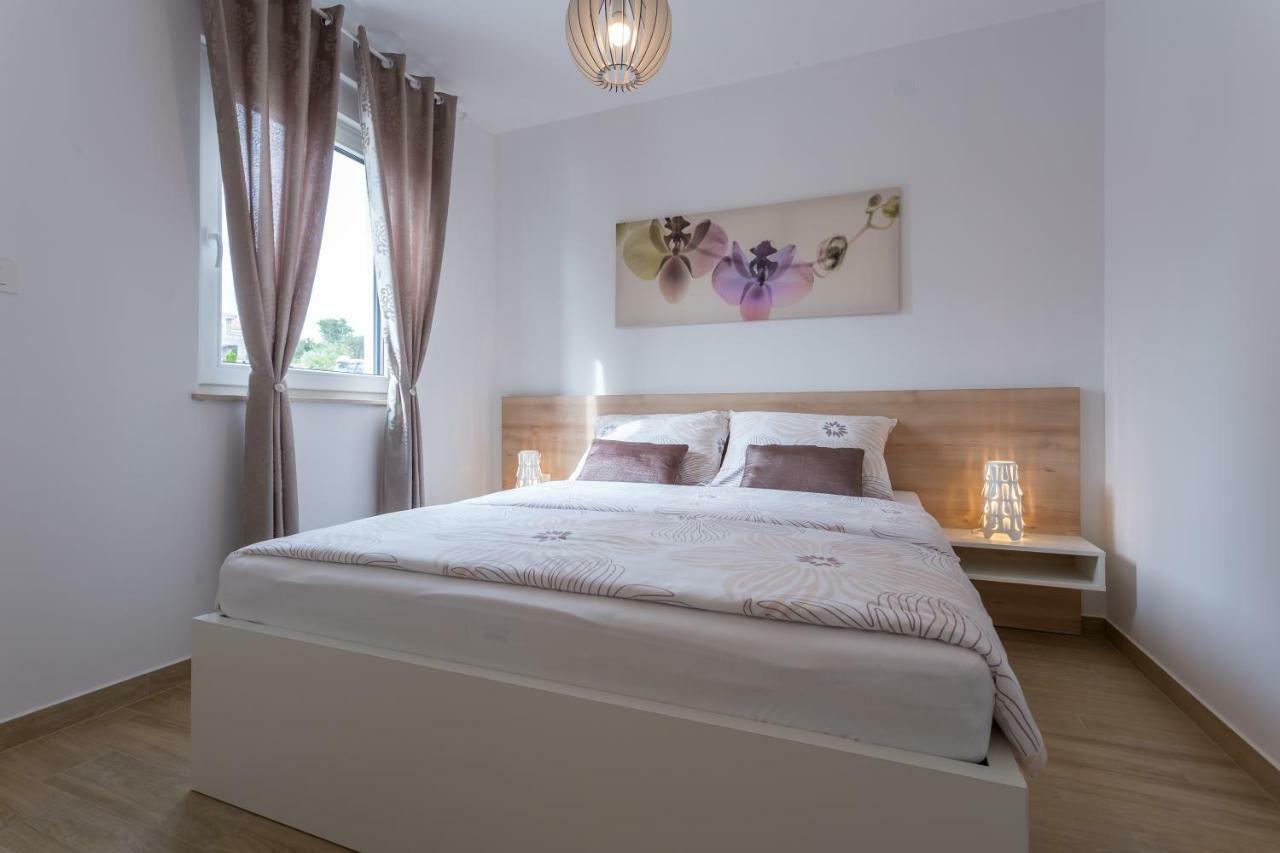 קרק Apartment Elegance מראה חיצוני תמונה