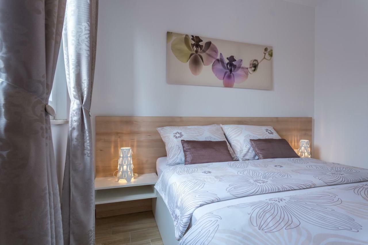 קרק Apartment Elegance מראה חיצוני תמונה
